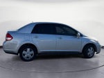 2011 Versa Thumbnail 6