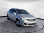 2011 Versa Thumbnail 7