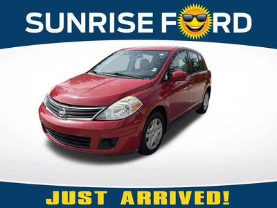 2011 Nissan Versa 1.8 S 4DR Hatchback 6M