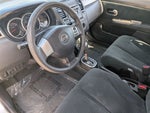 2011 Versa Thumbnail 2