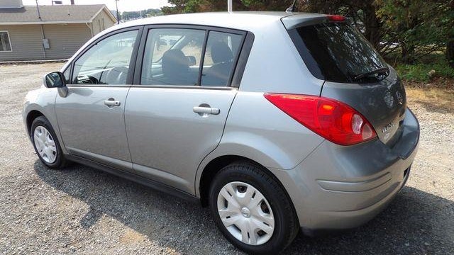 2011 Nissan Versa 1.8 S