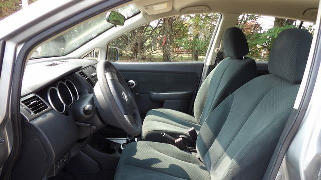 2011 Nissan Versa 1.8 S