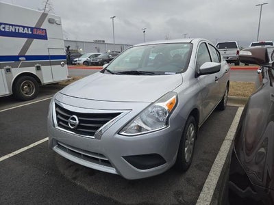 2016 Nissan Versa 1.6 S 4DR Sedan 5M