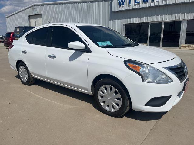 2018 Nissan Versa - $8,000