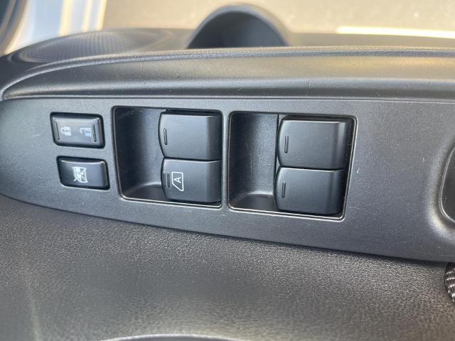 2018 Nissan Versa - $8,000