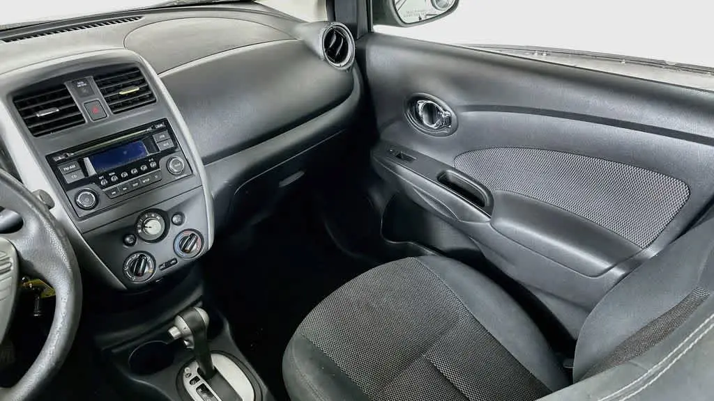 2015 Nissan Versa 1.6 S