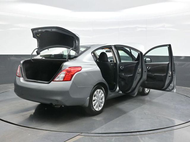 2013 Nissan Versa - $6,991