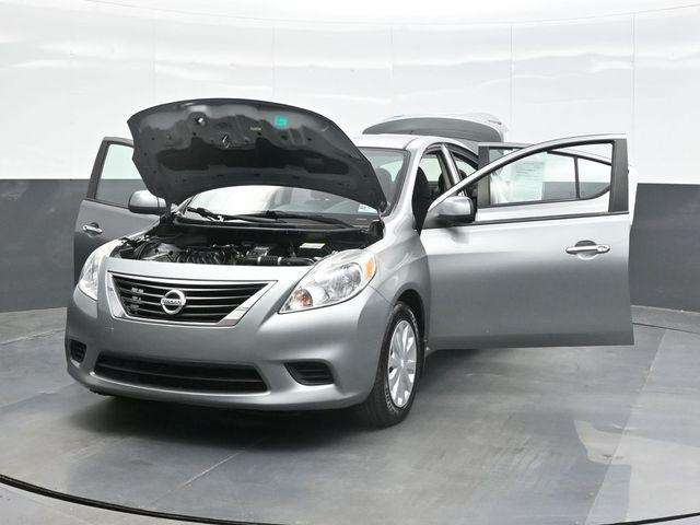 2013 Nissan Versa - $6,991