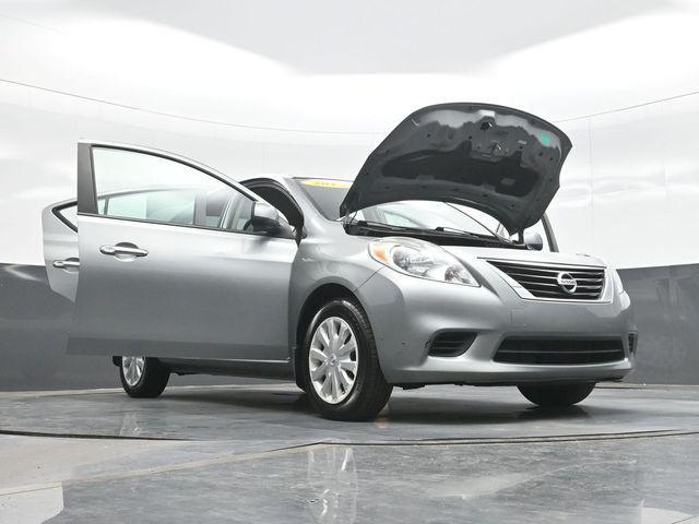 2013 Nissan Versa - $6,991