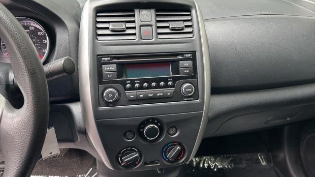 2016 Nissan Versa 1.6 SV