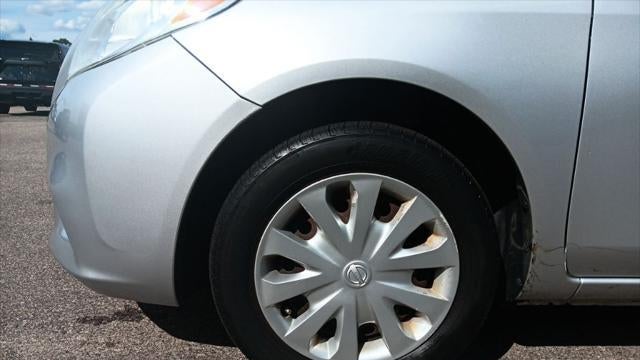 2012 Nissan Versa 1.6 SV