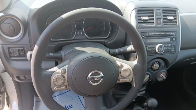 2012 Nissan Versa 1.6 SV