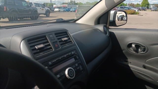 2012 Nissan Versa 1.6 SV