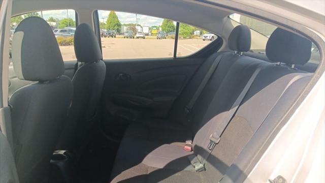 2012 Nissan Versa 1.6 SV