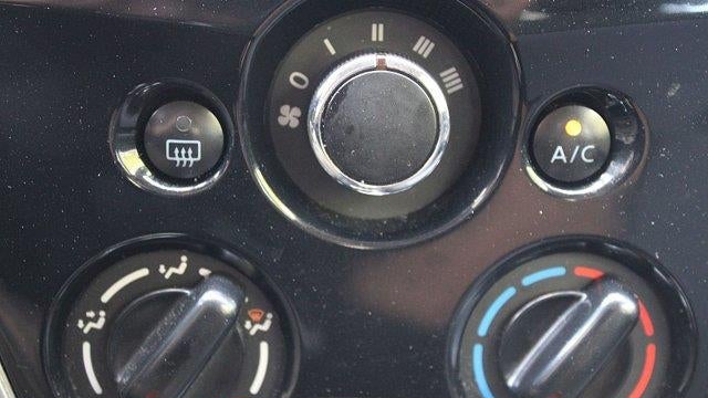 2017 Nissan Versa 1.6 S