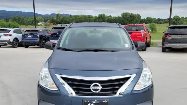 2015 Nissan Versa 1.6 S