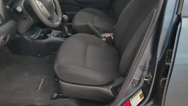 2015 Nissan Versa 1.6 S