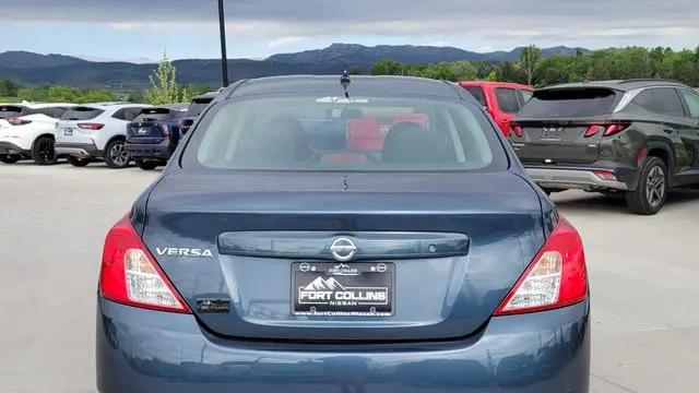 2015 Nissan Versa 1.6 S