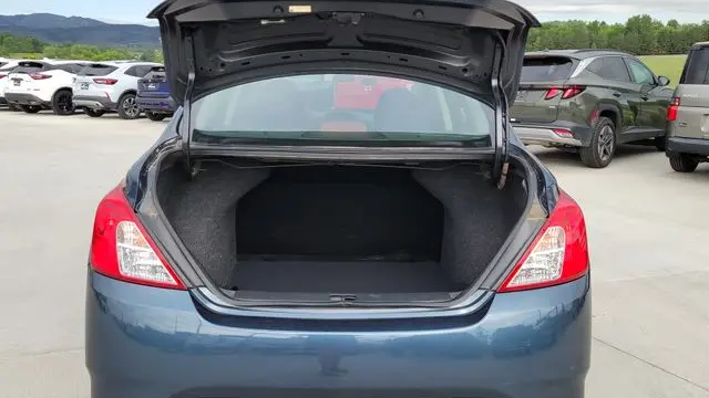 2015 Nissan Versa 1.6 S