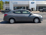 2017 Versa Thumbnail 2