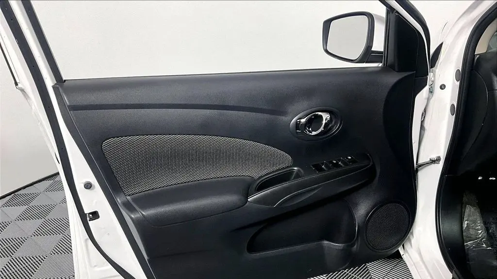 2019 Nissan Versa S