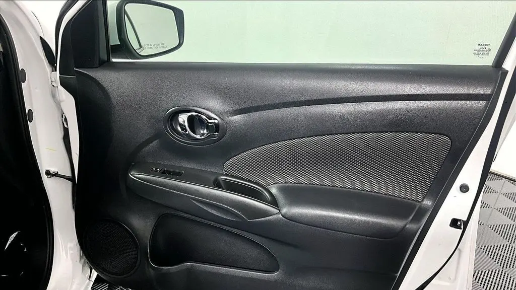 2019 Nissan Versa S