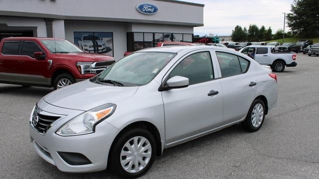 2016 Nissan Versa 1.6 S