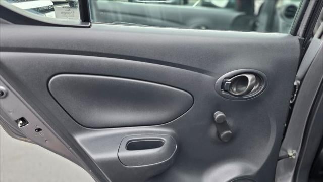 2016 Nissan Versa 1.6 S