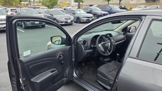 2016 Nissan Versa 1.6 S