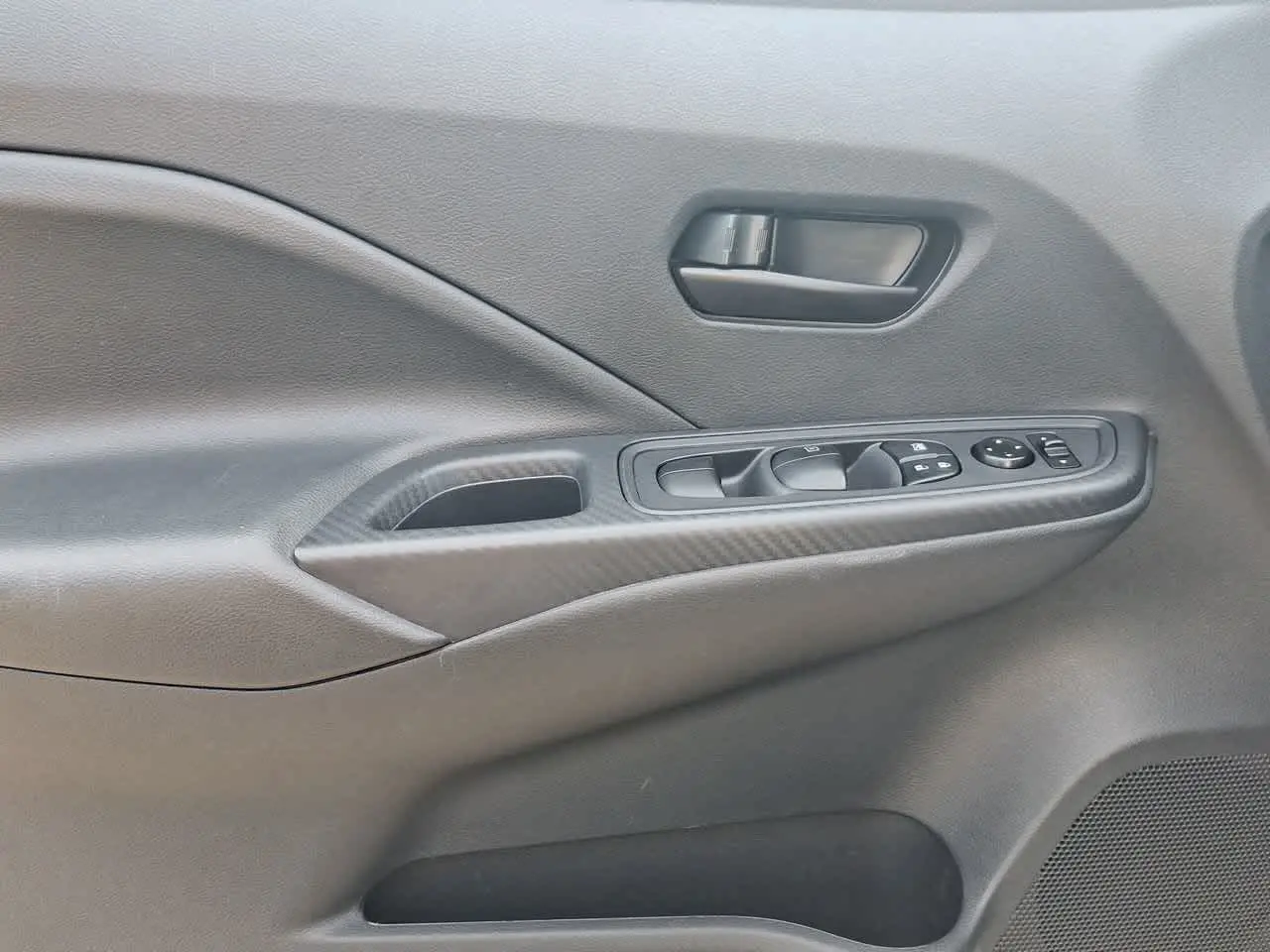 2025 Nissan Versa - $15,999