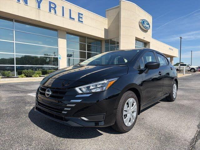 2025 Nissan Versa - $20,027