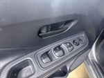 2025 Versa Thumbnail 18