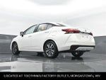 2021 Versa Thumbnail 23