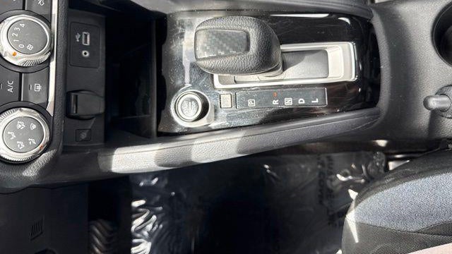 2023 Nissan Versa SV