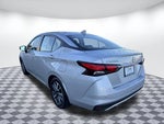 2023 Versa Thumbnail 4