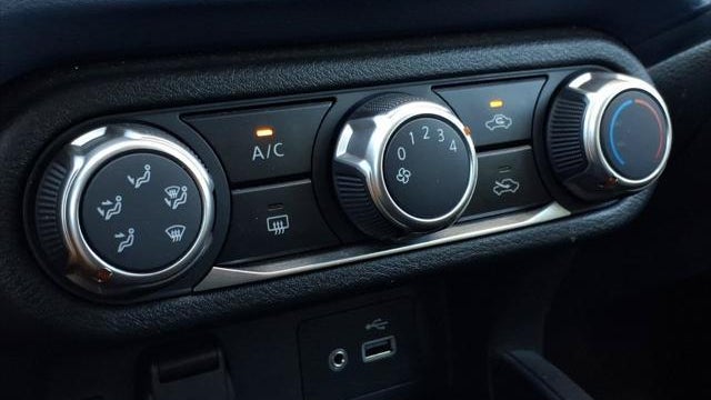 2024 Nissan Versa SV