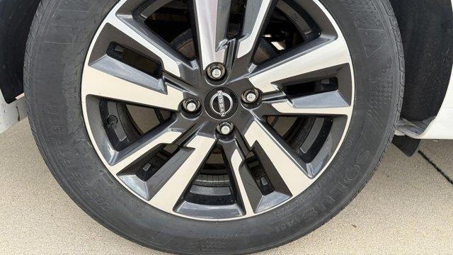 2024 Nissan Versa SV