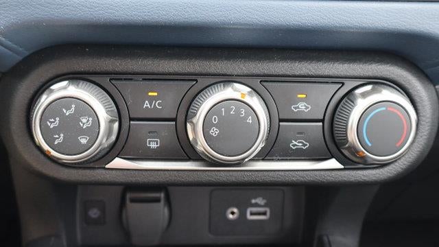 2024 Nissan Versa SV
