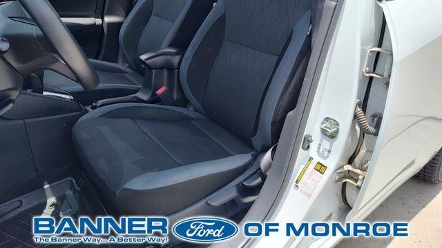 2023 Nissan Versa SV