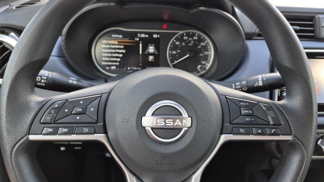 2023 Nissan Versa SV
