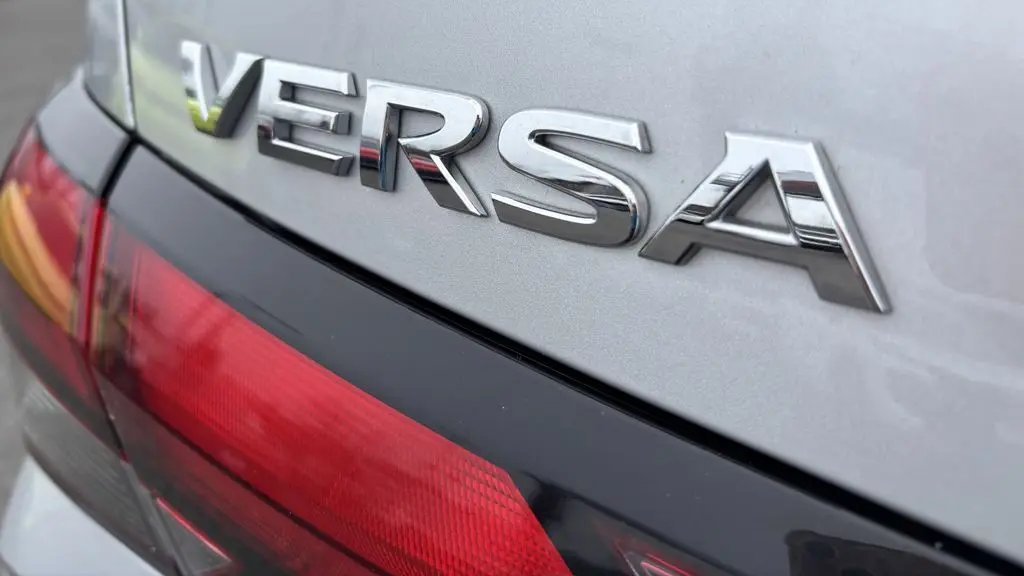 2023 Nissan Versa SV