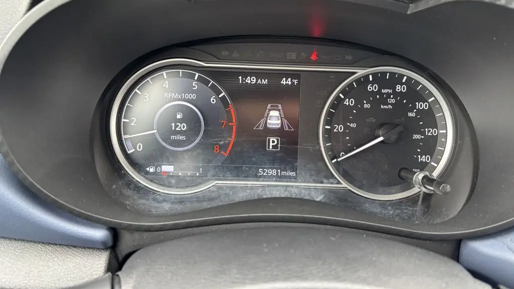 2023 Nissan Versa SV