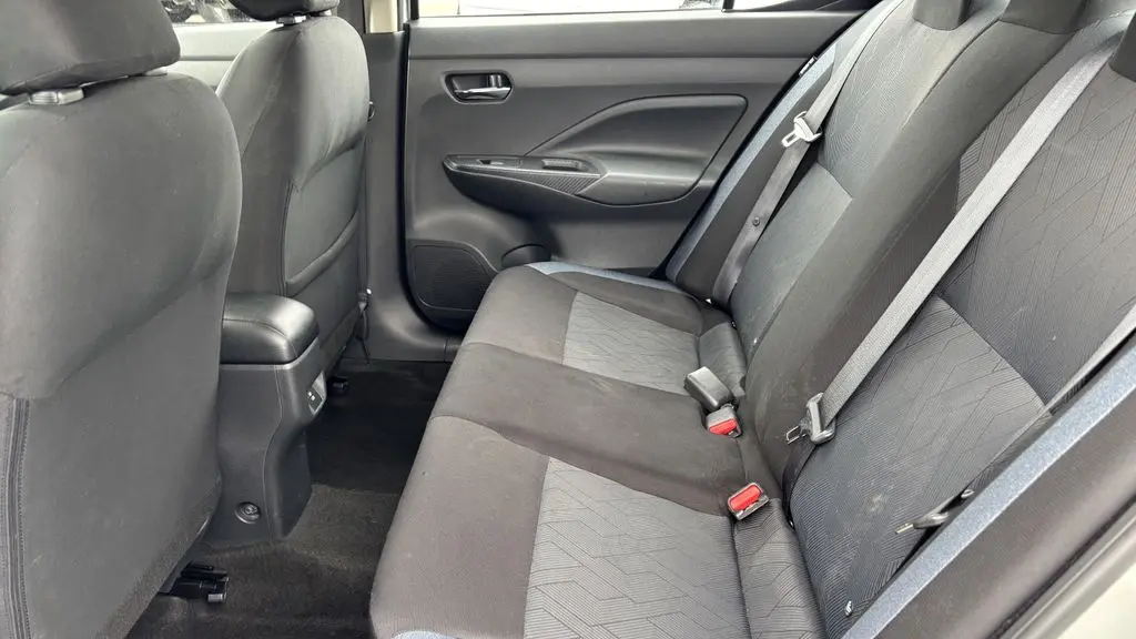 2023 Nissan Versa SV