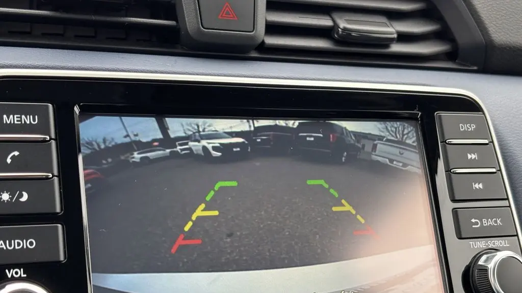 2023 Nissan Versa SV