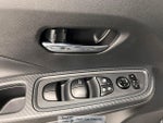 2025 Versa Thumbnail 22