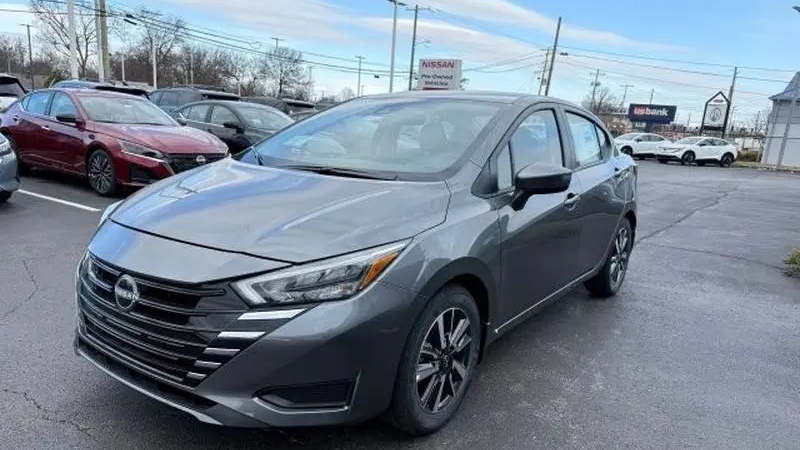 2025 Nissan Versa SV