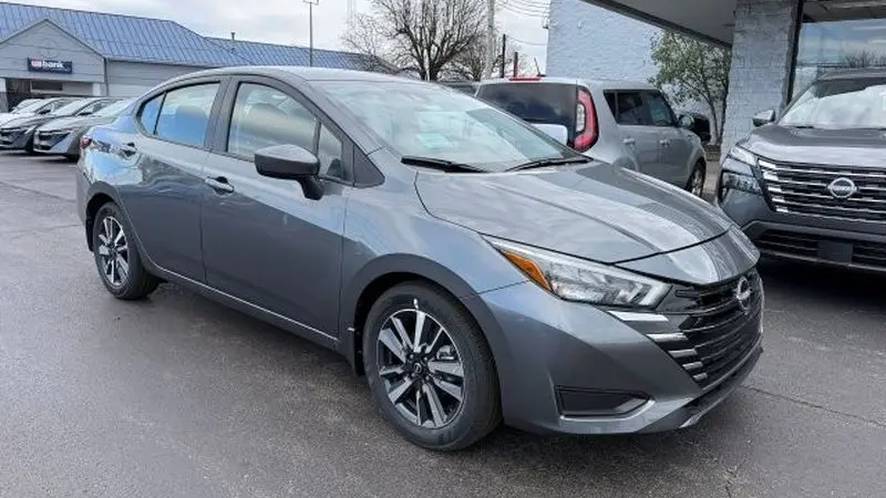 2025 Nissan Versa SV