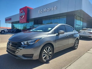 2025 Nissan Versa with Gun Metallic Exterior