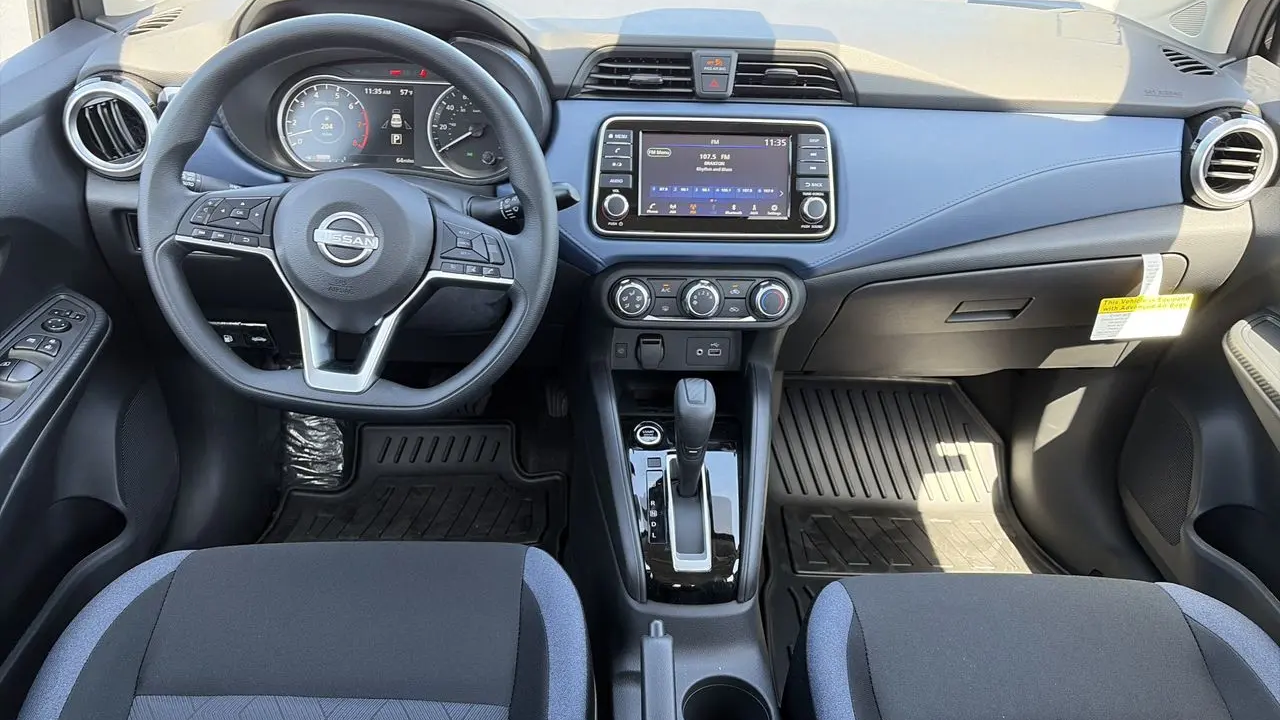 2025 Nissan Versa SV