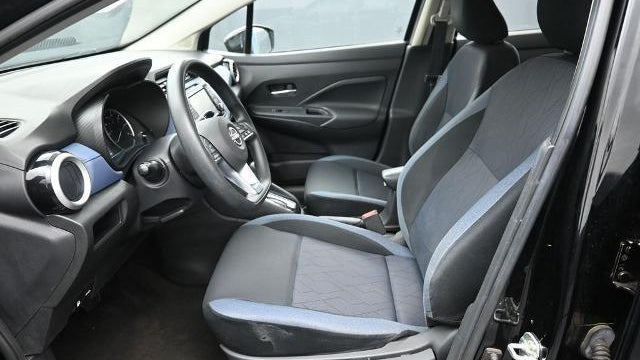2023 Nissan Versa SV